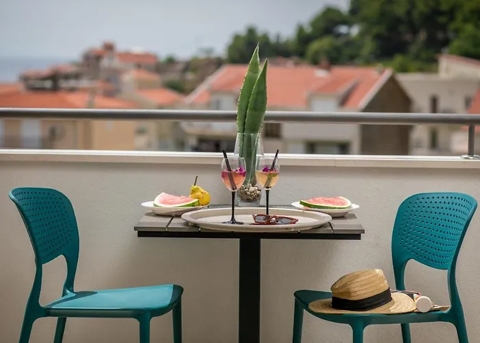 Sea View Ela Apartments