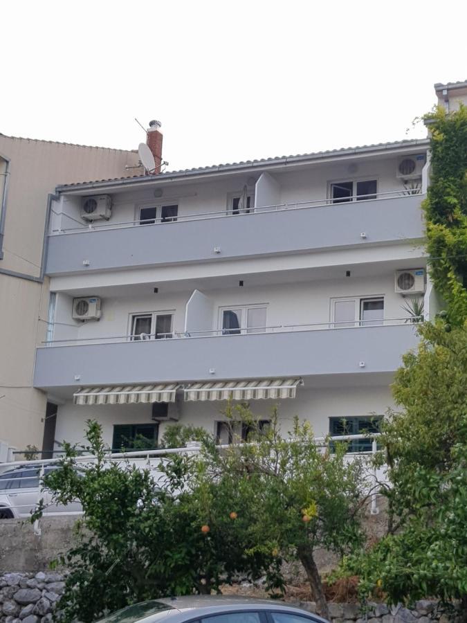 Sea View Ela Apartment