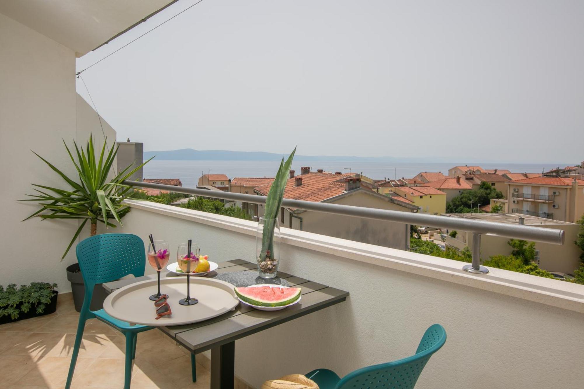 Apartment Sea View Ela Podgora