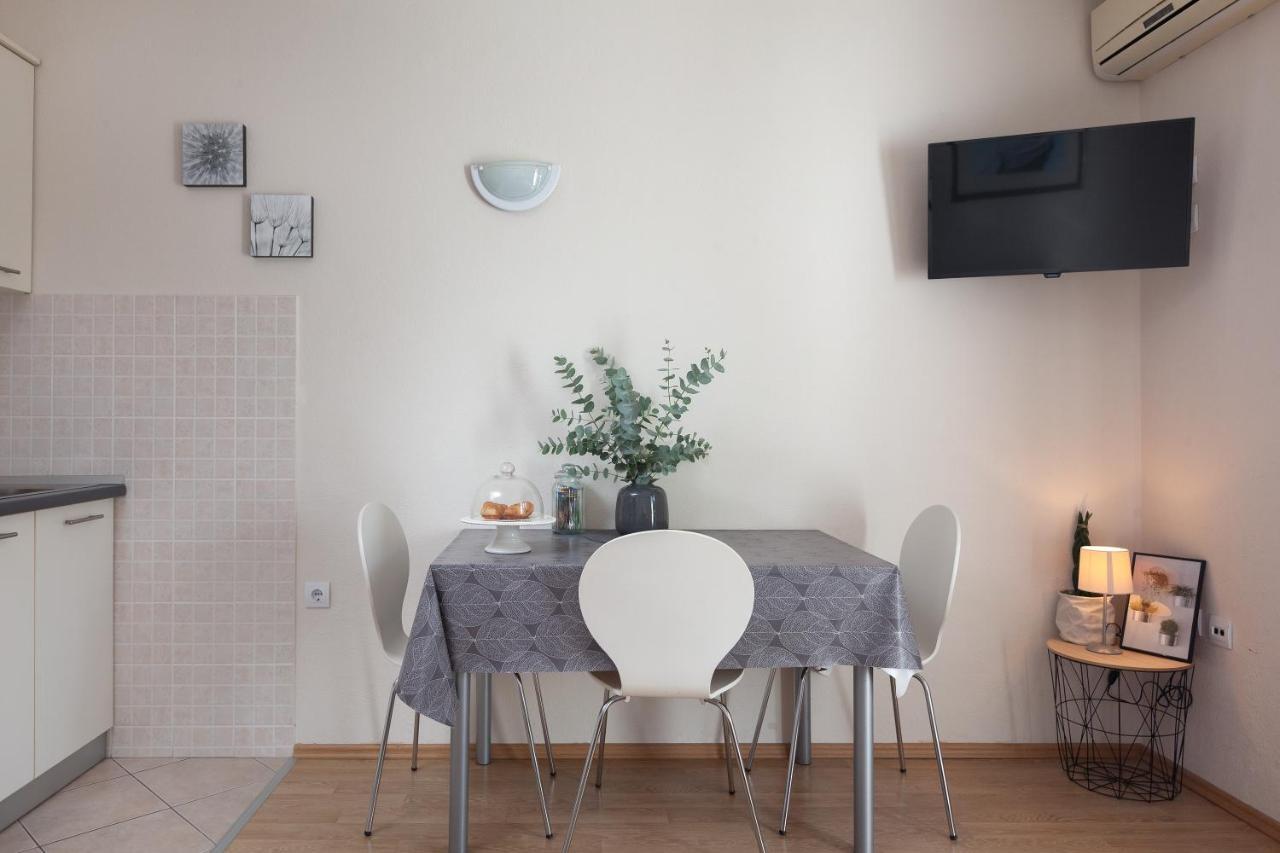 Sea View Ela Apartment Podgora